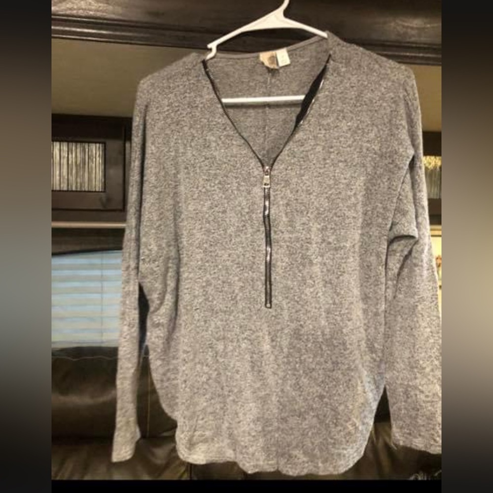 Boutique Half Zip Top